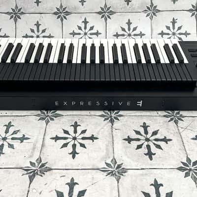 Immagine Expressive E Osmose 49-Key 24-Voice Polyphonic Synthesizer - 3