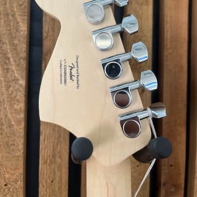 Squier Mustang 2010-2020 - Electric Blue image 6