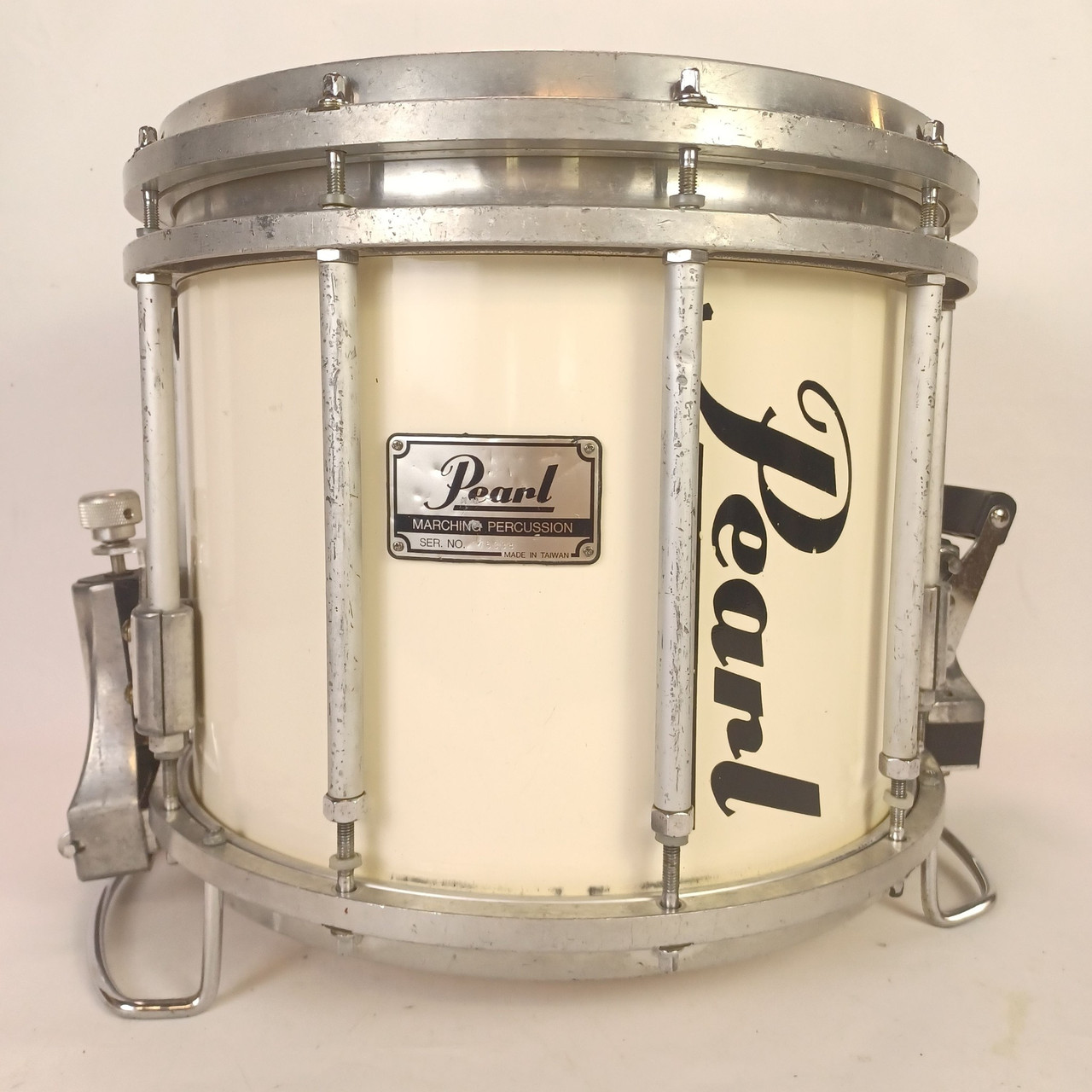 Pearl 11x13"FFX Championship Maple Marching Snare Drum White Free Floating 10Lug — main photograph