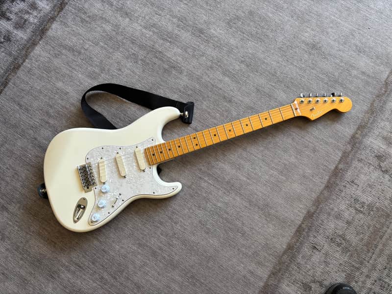 Fender Partscaster 2020's - white image 1