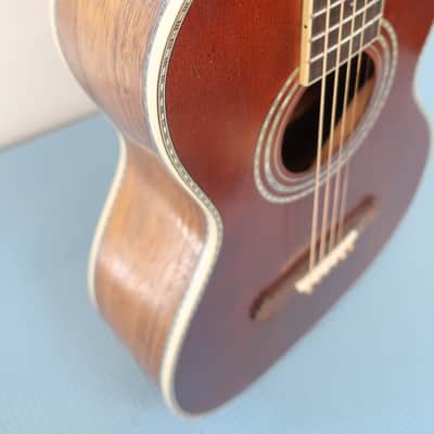 Washburn R318SKK 125th Anniversary Limited Edition Parlor Guitar 2008 Coffin Case Paper Work Very Clean #135 of 250 image 10
