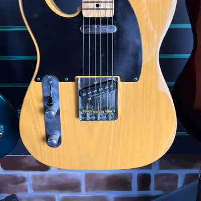 Fender American Vintage '52 Telecaster Butterscotch Blonde 2002 Left Handed image 4