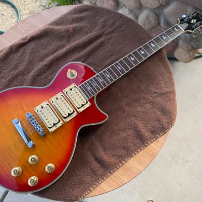 Firefly FFSPS frehley model 3Pickups Electric Guitars (Sunburst Color ) × 1 image 1