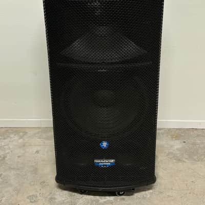 Mackie SR1530z 3-Way 300/100/100 TriAmped Active Sound Reinforcement Speaker (Single) image 2