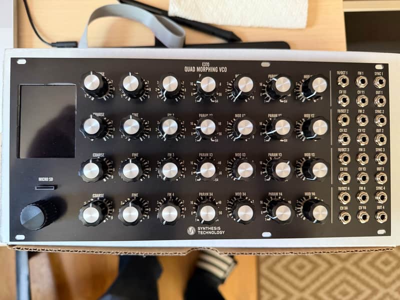 Synthesis Technology Quad Morphing E370 Quad Morphing VCO 2010s - Black image 1