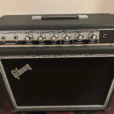 COLLECTORS ! Vintage 70’s Gibson G35 Guitar Combo Amplifier image 2