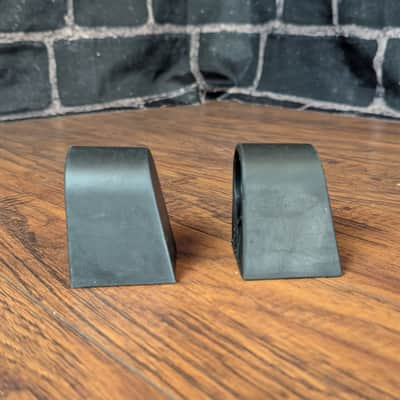 Alesis 1.5" Rubber Feet for Command-Forge-Surge (2 Feet) - Black image 6
