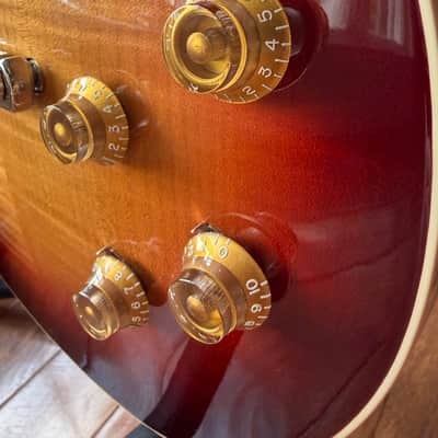 2024 Gibson Les Paul Standard 50s AAA Top - Bourbon Burst image 5