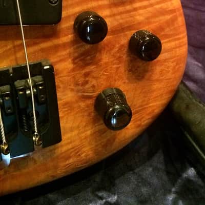 Roscoe LG3005 Fretless Natural/Flame Honey Blonde image 4