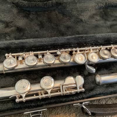 Yamaha Closed Hole Flute~Clean w/ All New Pads image 2
