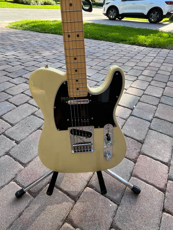 Fender Deluxe Nashville Telecaster with Maple Fretboard 2017 - 2021 - White Blonde