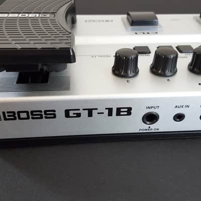 (MINT) Boss GT-1B Bass Multi-Effect w/Power Supply - Silver image 7