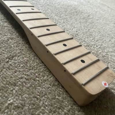 Maple Wood 4 String Bass Neck, 20 Frets Fingerboard image 9