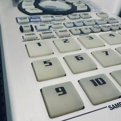 Roland SP-404 Sampler 2005 - 2008 - Silver image 3