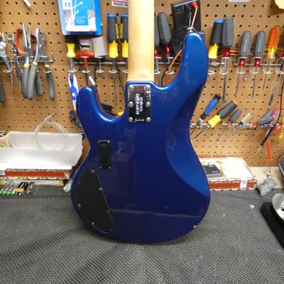 Ernie Ball Music Man Stingray HH 2006 - Pearl Blue image 3