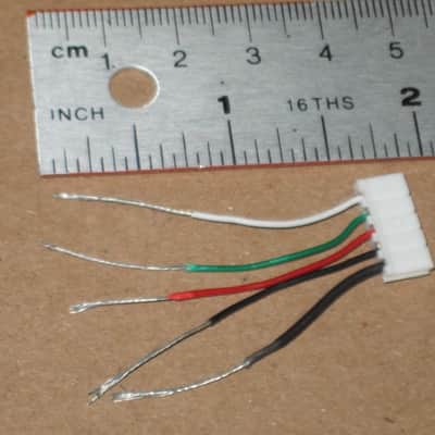 Epiphone Quick Connect End + 5 attached Thin Wires: white, green, red, black, bare, black - 5 pin hole connection (for 4 conductor pup) 2023 - QC End - white hard plastic, length of wires 1 & 1/2" - for 4 conductor pup (NO: pickup, control harness) image 7