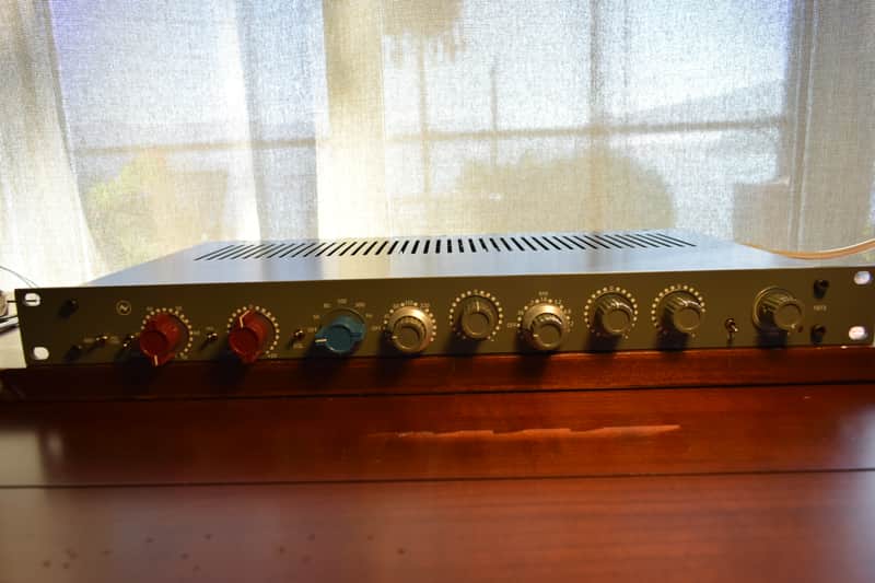 AML ez1073 Rackmount Mic Pre/Line + EQ image 1