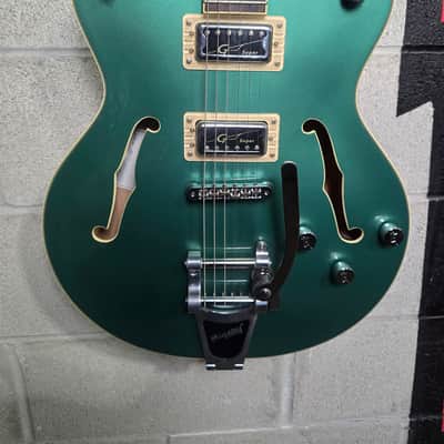 Gretsch G5622T Electromatic Center Block Double Cutaway with Super Hilo'Tron Pickups and Bigsby 2016 - 2018 - Georgia Green with TKL hard case image 3