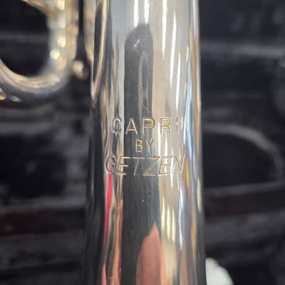 Getzen 590-S Capri Bb Silver Trumpet with First Valve Trigger image 4