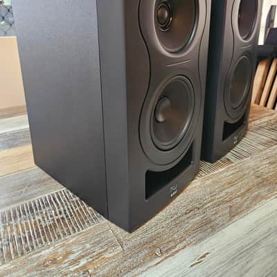 Kali Audio IN-5 Active Studio Monitors Speakers image 3