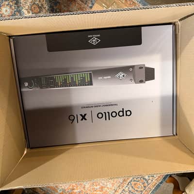 Universal Audio Apollo x16 Thunderbolt 3 Audio Interface 2018 - Present image 13