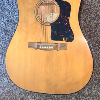Vintage 1968 Vintage Guild d35  d-35 Natural dreadnaught acoustic guitar made in the usa image 3