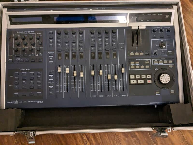Cakewalk SONAR V-Studio 700 Digital Audio Workstation 2010s - Blue image 1