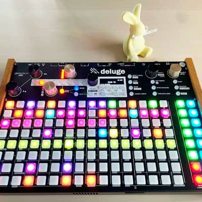 Synthstrom Audible Deluge 64-Voice Desktop Synthesizer with OLED Display 2022 - Present - Black image 2