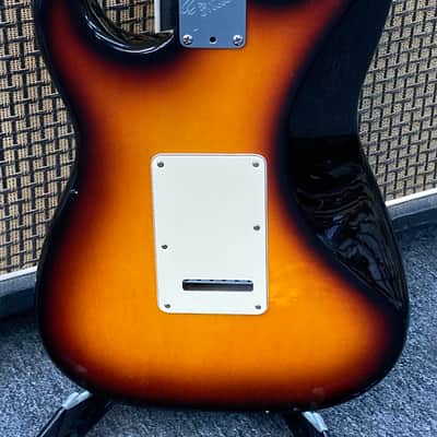 Fender American Standard Stratocaster with Maple Fretboard 1986 - 1993 - Brown Sunburst image 4