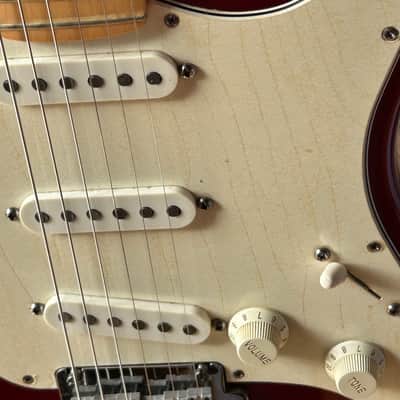 Fender American Standard Stratocaster with Matching Headstock, Maple Fretboard 1995 - Candy Apple Red image 4