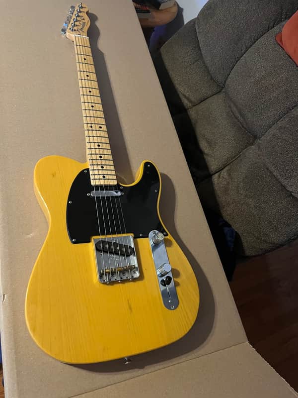 Fender Special Edition Deluxe Ash Telecaster 2011 - 2019 - Butterscotch Blonde