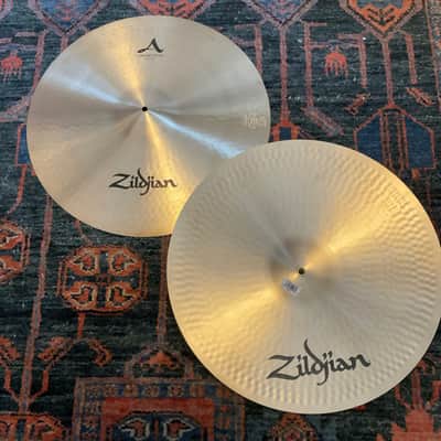 Zildjian A 20” Concert Stage Hand Crash Cymbals image 4