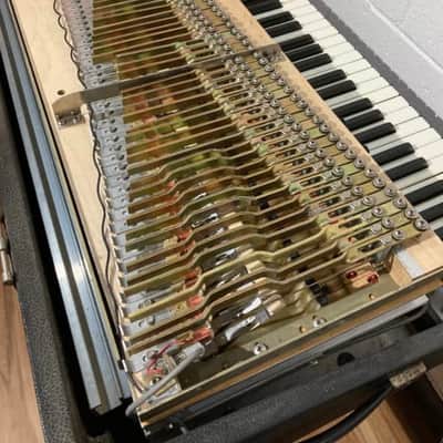 Rhodes Mark I Stage 73-Key Electric Piano 1975 - 1979 Black Rounded Top image 12
