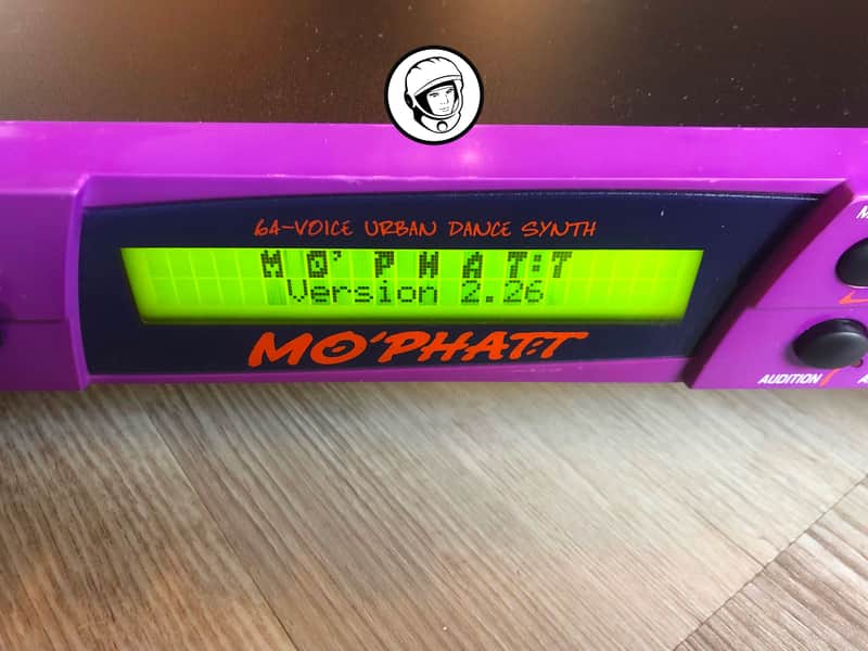 E-MU Systems Mo'Phatt Rackmount 64-Voice Expandable Synthesizer