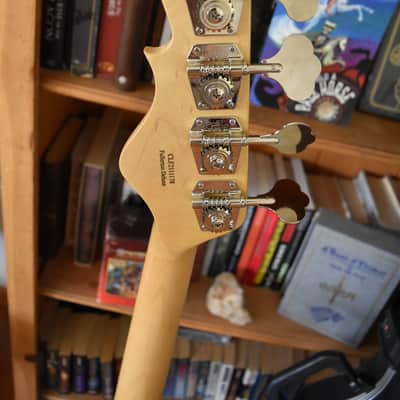 G&L JB bass, 2021, Gloss black, USA Fullerton Deluxe, HSC & paperwork image 19