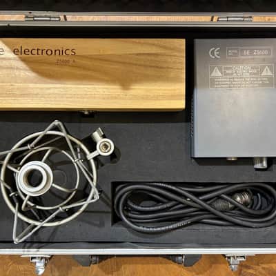 sE Electronics Z5600A Valve Condenser Mic Outfit image 3