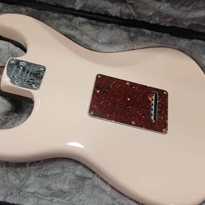 Fender Limited Edition American Professional II Stratocaster, Rosewood Neck - Shell Pink image 7