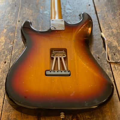 Fender Stratocaster Japan 1962 RI CIJ Era Three Tone Sunburst Relic w/ Hardcase image 7