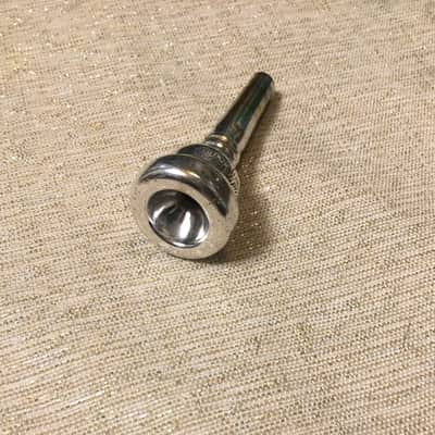 MAKE OFFER RARE SERIES 1 HANDMADE RUDY MUCK CUSHION RIM 16-S 1930'S CORNET MOUTHPIECE ORIG FIN. 95% image 4