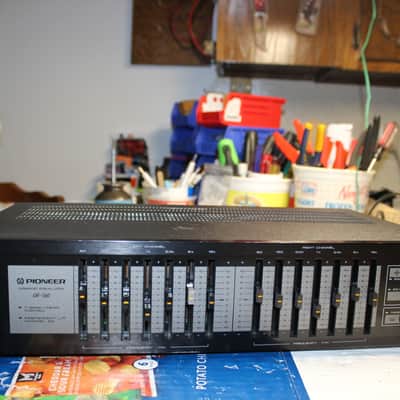 Restored Pioneer GR-560 7 Band Graphic Equalizer (9) with box/user manual image 6