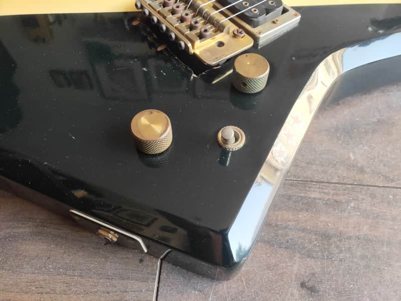 1983 Aria Pro II Japan ZZ-Custom Explorer MIJ Electric Guitar