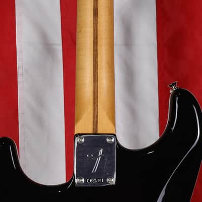 Fender Player II Stratocaster - Black with White Pickguard image 8