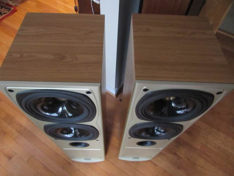 Tannoy Saturn S8 speakers in excellent condition | Reverb