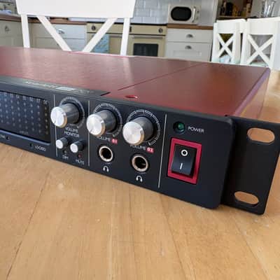 Focusrite Scarlett 18i20 (1st Gen) 2016 - Red image 19