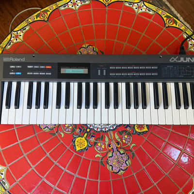 Roland Alpha Juno-1 49-Key Programmable Polyphonic Synthesizer 1985 - 1988 - Black
