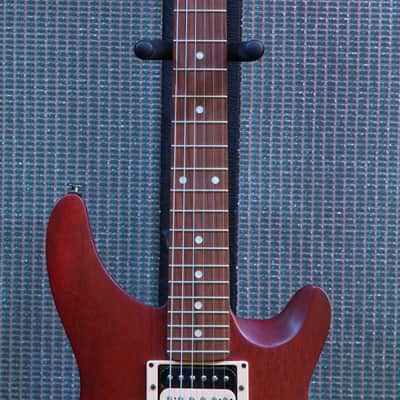 Benavente 200 Series 2003 - Wine Red image 9
