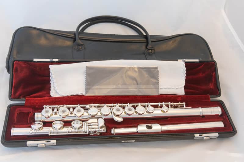 Yamaha YFL-481H All Silver Intermediate Flute *Open-hole *B-foot *Made in Japan *Overhauled New Pads image 1