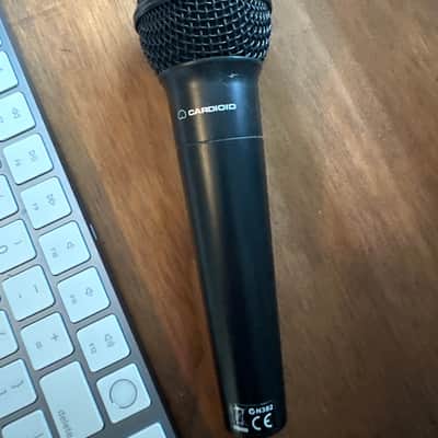 Peavey PVi 100 Dynamic Cardioid Mic 2010s - Black image 2