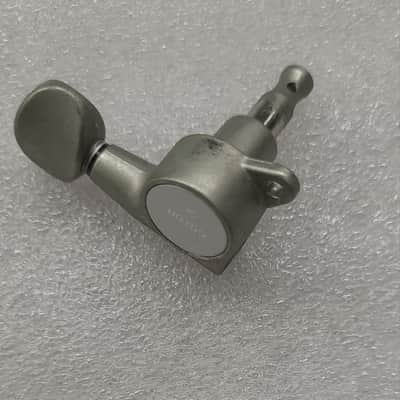 Aged Relic Nickel Gotoh SG381-05 6 in Line Tuners Tuning Machines image 4
