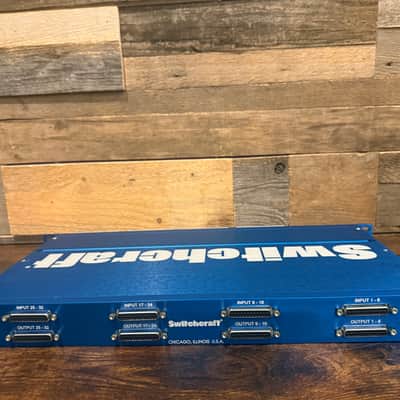 Switchcraft StudioPatch Series 6425 64-Point TT-DB25 Patchbay 2010s - Blue image 2